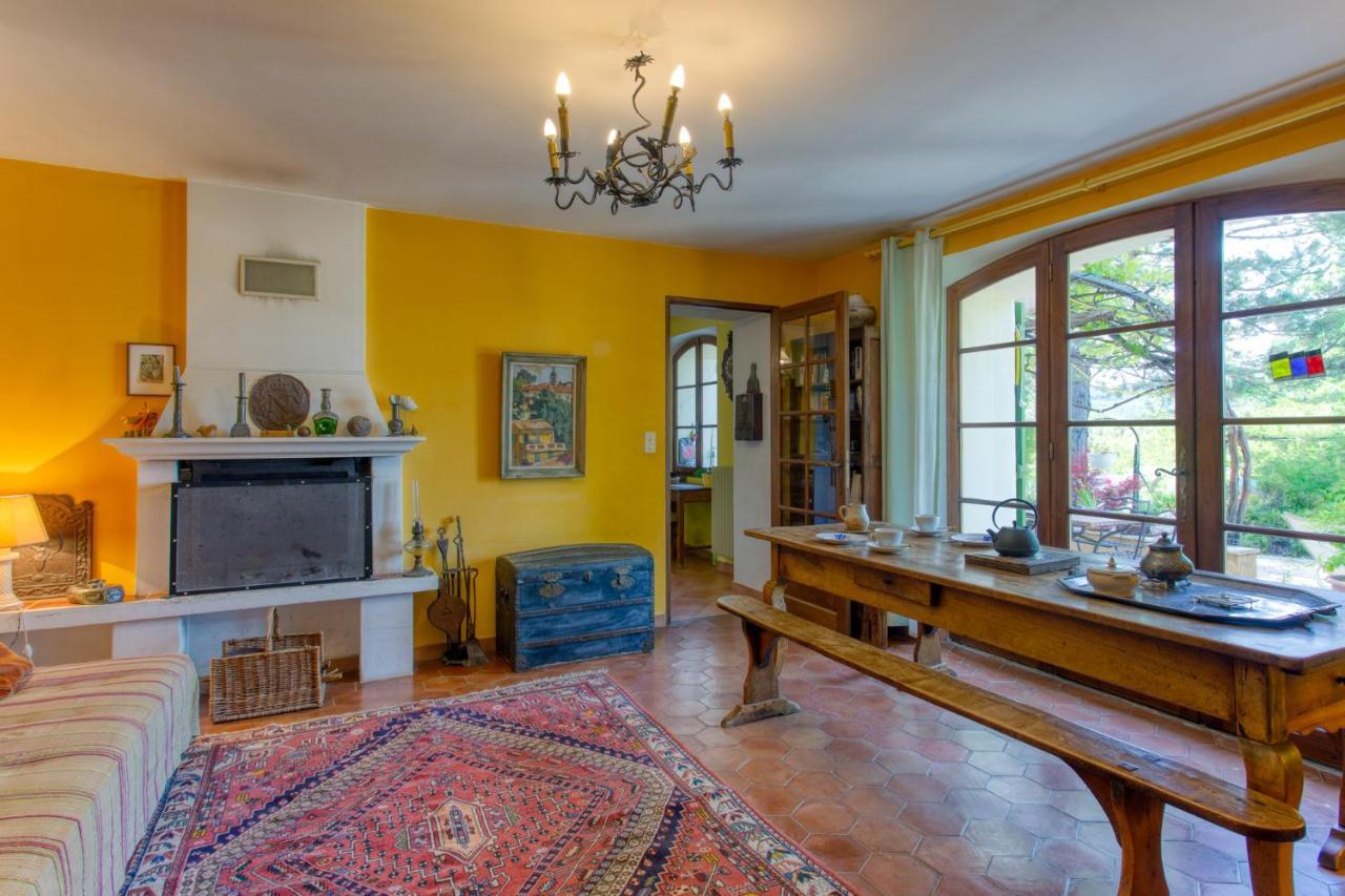 Bed and Breakfast Mas De Bacalan Mormoiron Exterior foto